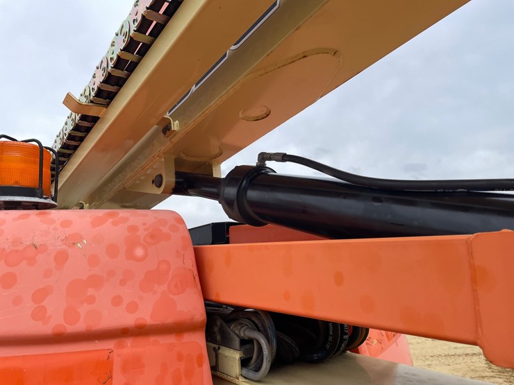 jlg-600aj-image-27