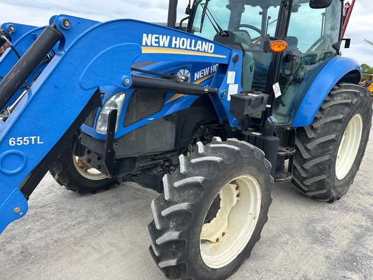 new-holland-t4.95-image-12