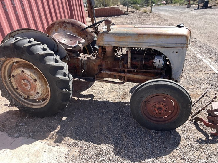 ford-tractor-image-53