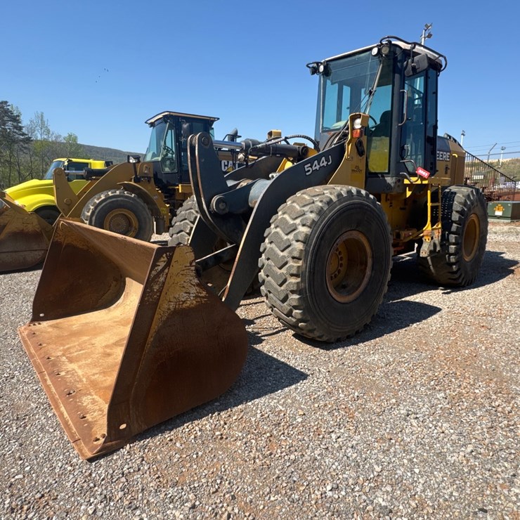 2005 DEERE 544J
