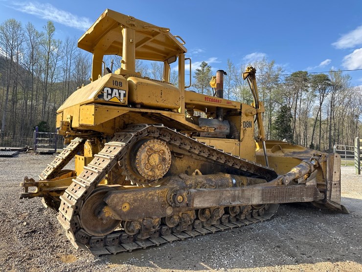 caterpillar-d8n-image-4