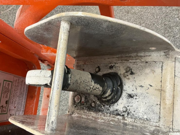 #430-•-2023-snorkel-19'-scissor-lift-image-30