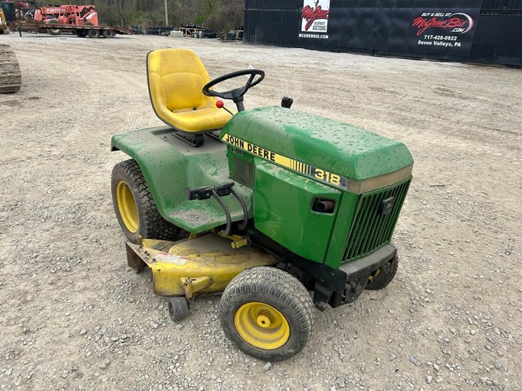 john-deere-318-image-6