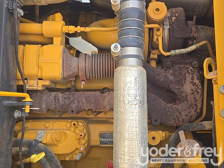 2019-deere-670g-image-60