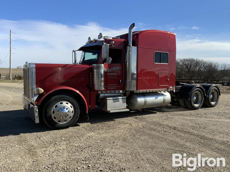 2006-peterbilt-379-image-1