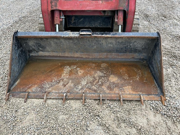 takeuchi-tl10v2-image-9