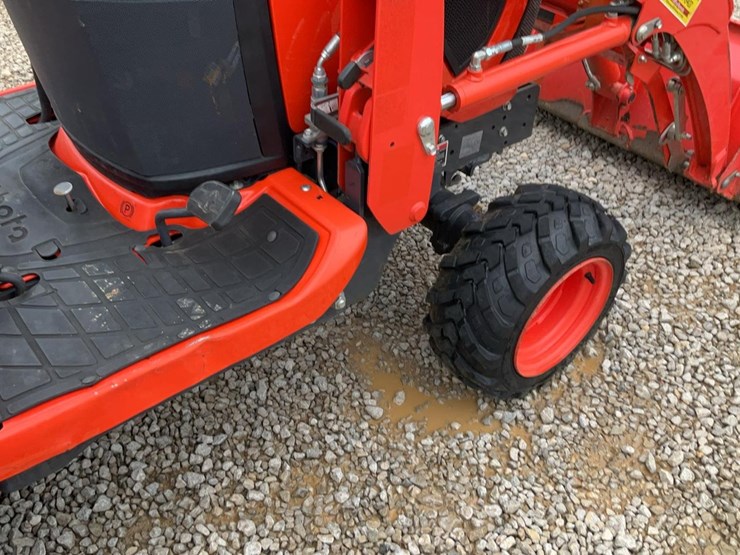 2021-kubota-bx23s-image-40