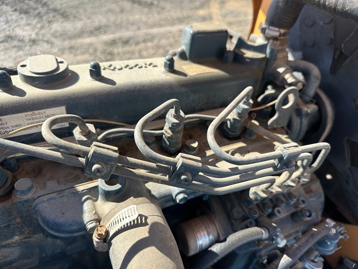 case-maxi-sneaker-image-28