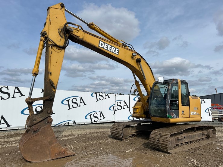 2009-deere-225-lc-image-1