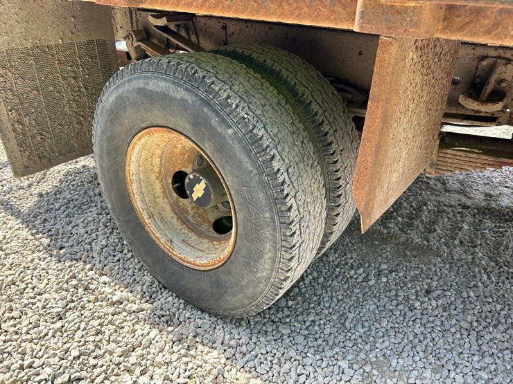 1994-chevrolet-3500-image-14