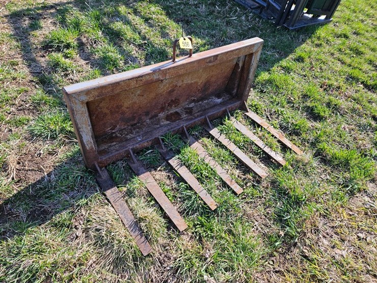 #556-•-54"-manure-tine-bucket-image-6