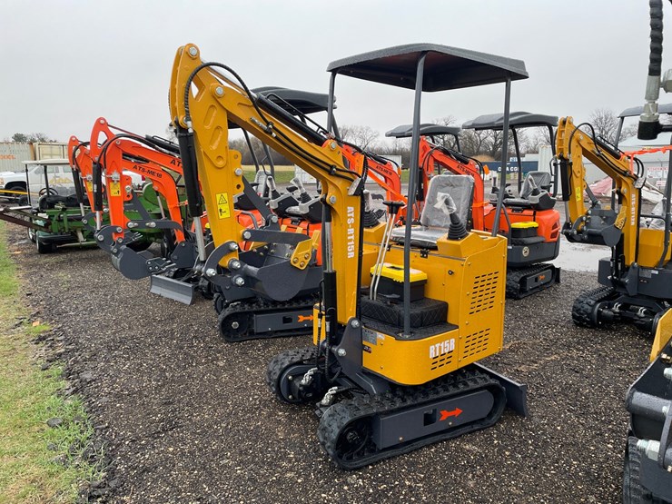 #3299-•-2026-ats-rt15r-mini-excavator-image-1
