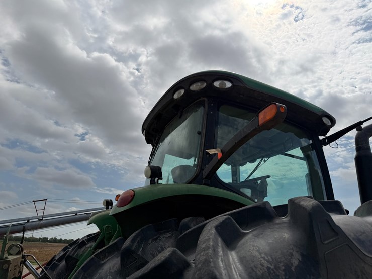2012-john-deere-8235r-image-42