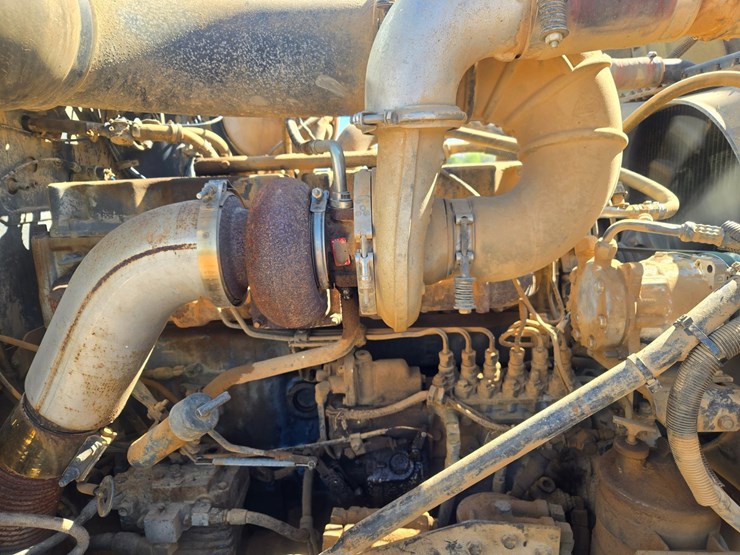 1994-mack-rd690s-image-56