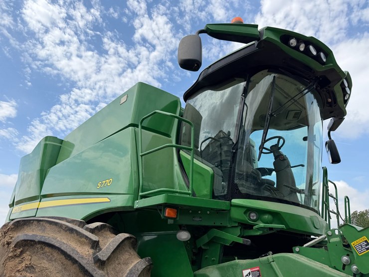 2018-john-deere-s770-image-32