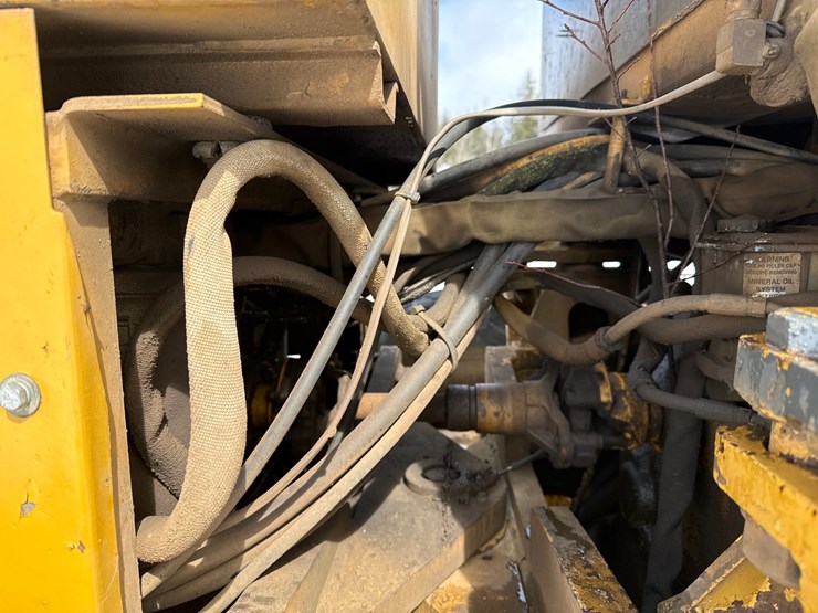 2019-champion-780a-image-30