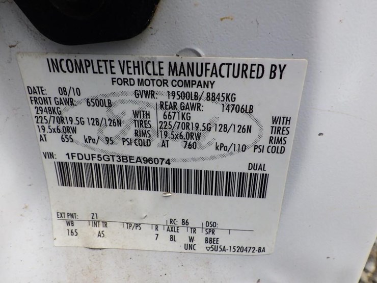 2011-ford-f550-image-34