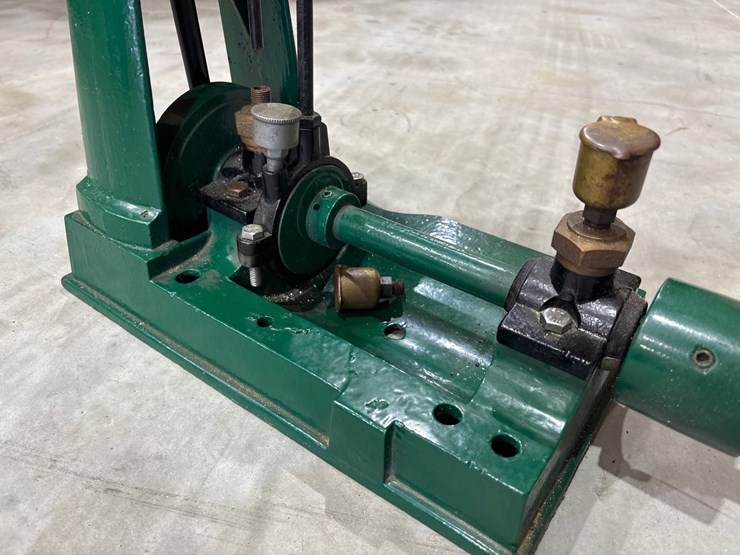 #42-•-antique-simplex-vertical-steam-engine-image-5