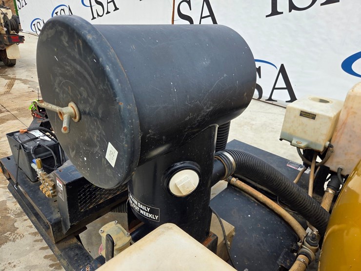 2019-massey-ferguson-8-image-27