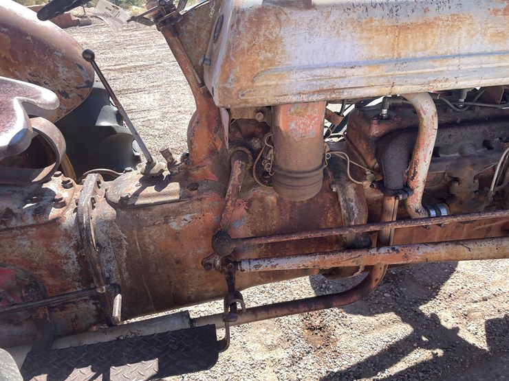 ford-tractor-image-62