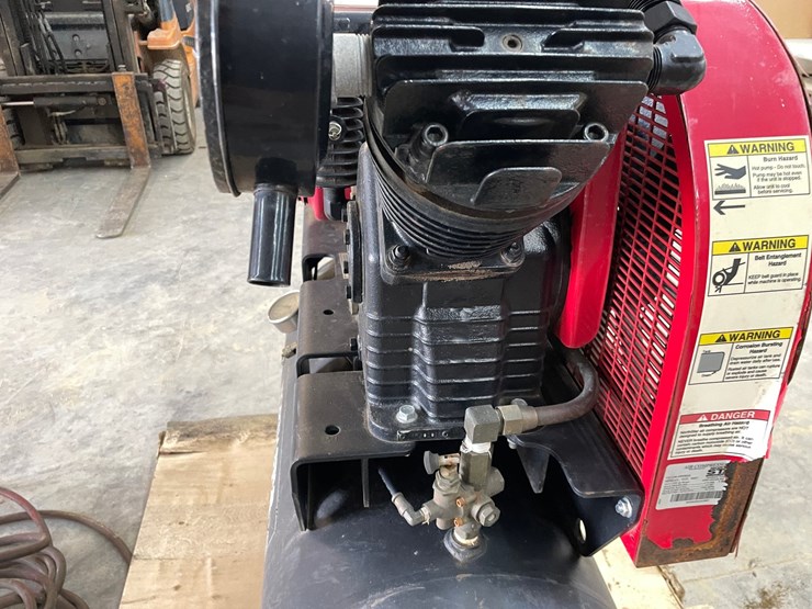 #7556-•-north-star-30-gallon-air-compressor-image-16