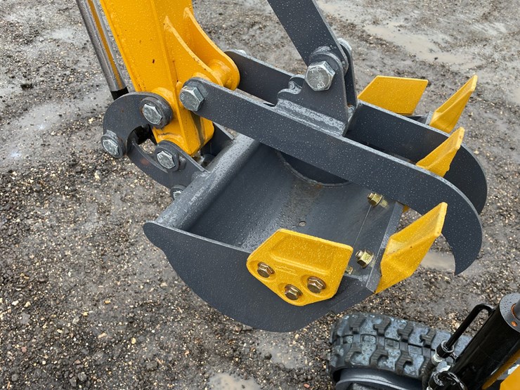 #3298-•-2026-ats-rt12r-mini-excavator-image-7