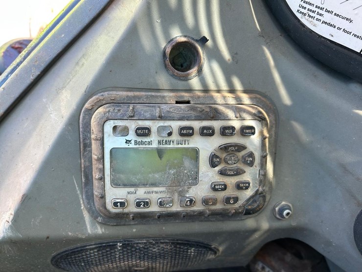 bobcat-t770-image-26