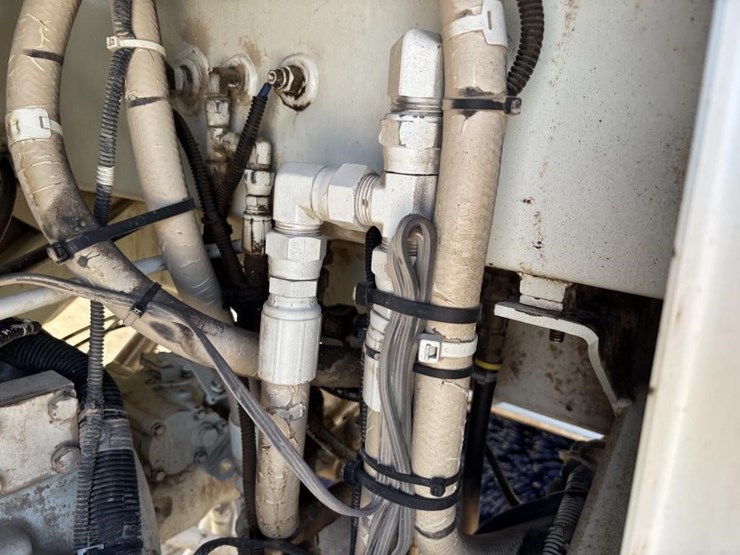 2005-rosco-rb48-image-48