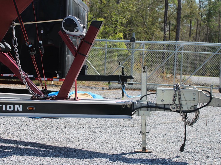 #9549-•-“sweetheart”-–-custom-monomoy-24'-center-console-|-high-performance-shallow-water-sportfish-image-27