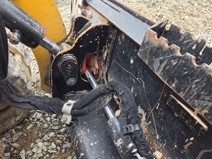 caterpillar-259d3-image-14