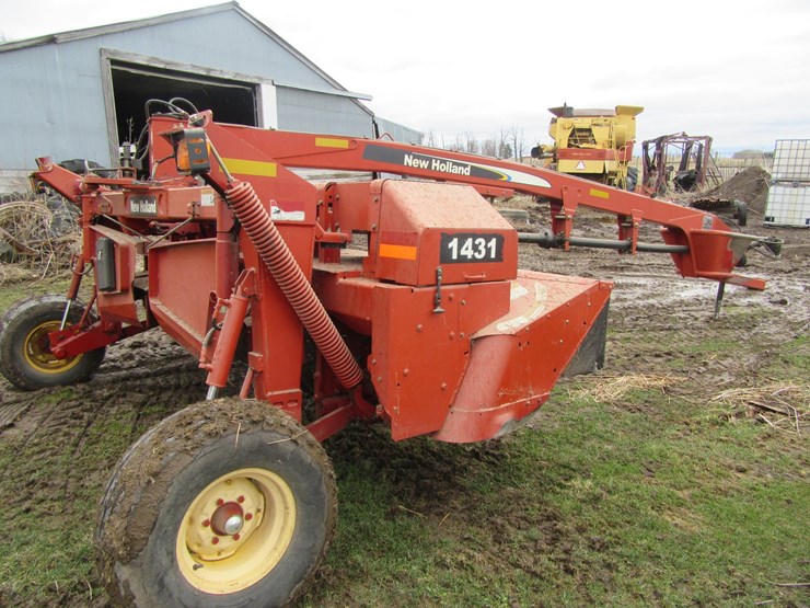new-holland-1431-image-4