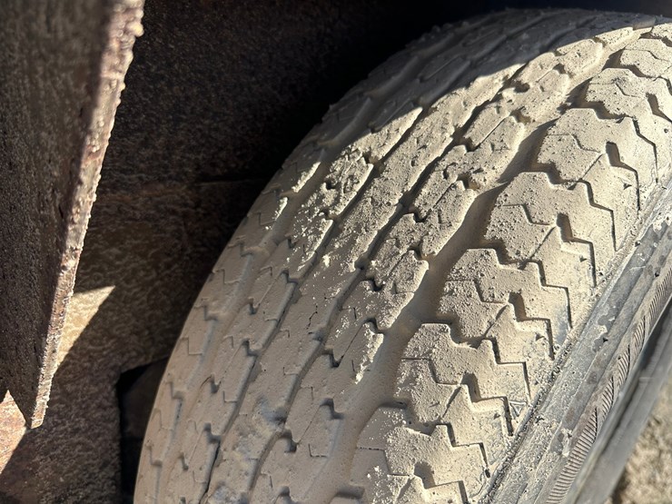 case-maxi-sneaker-image-84