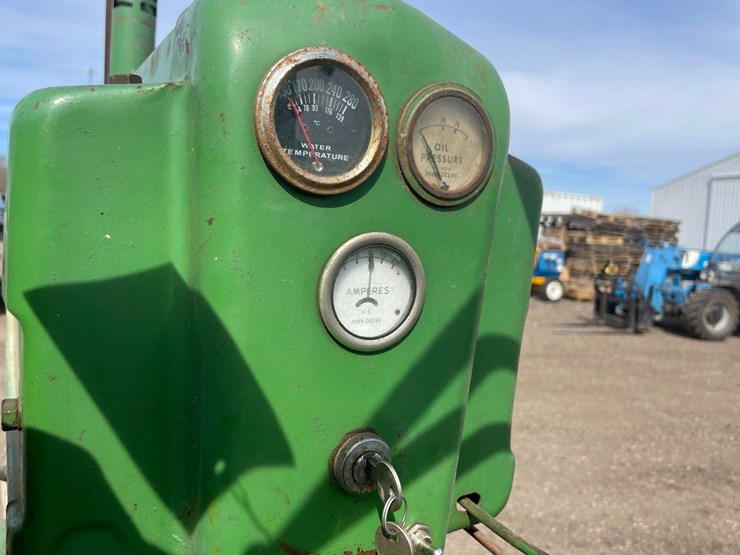 john-deere-b-image-21