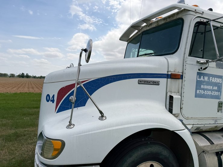 2000-international-9200-image-36