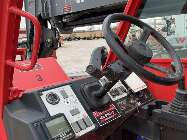 #202-•-2020-skyjack-sj843h-telehandler-image-11