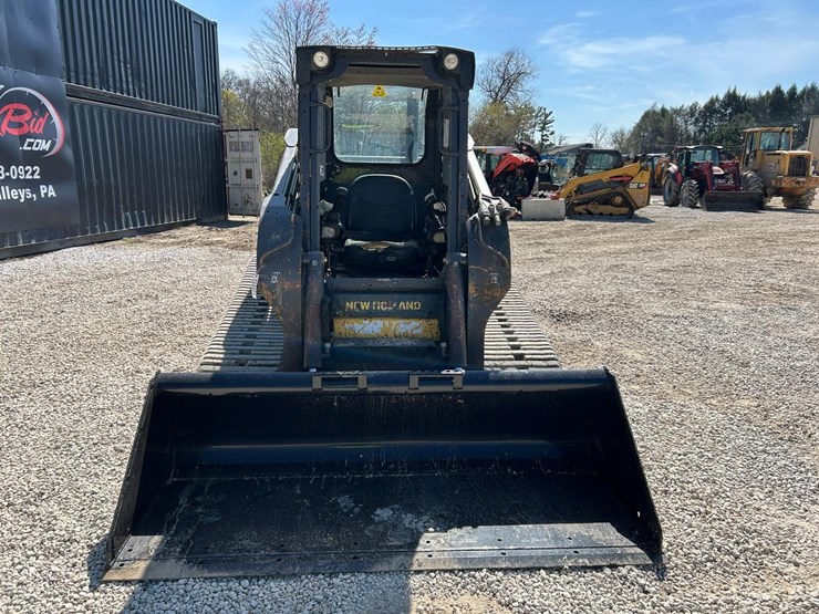 new-holland-c232-image-7