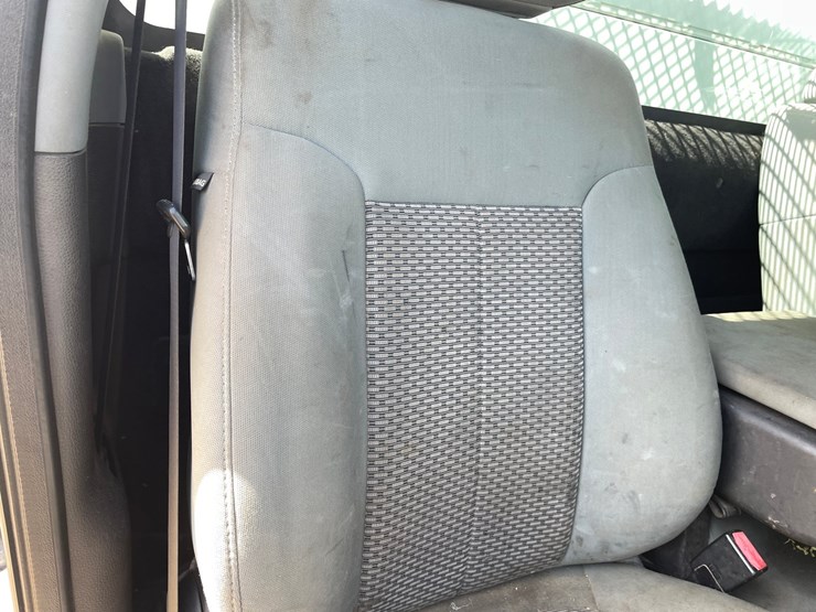 2011-ford-f550-image-65