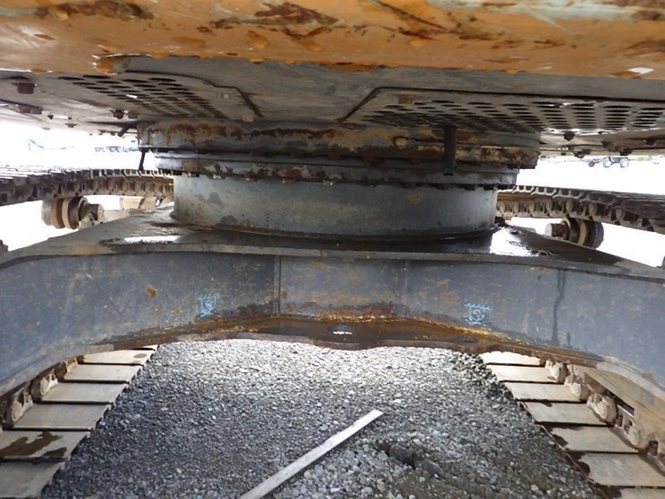 2014-case-cx145c-image-10