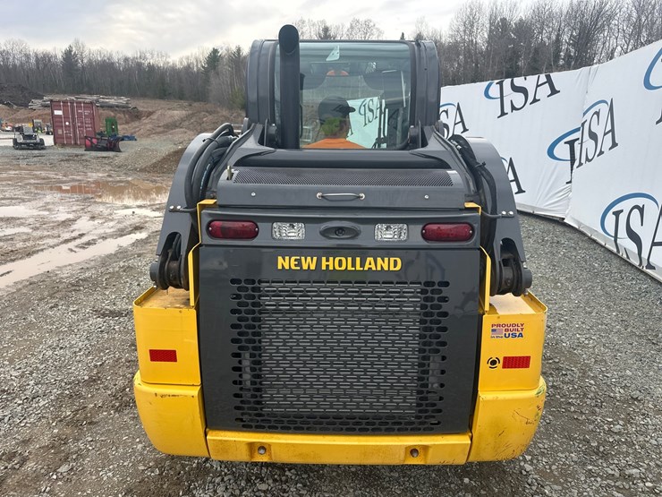 new-holland-l320-image-4