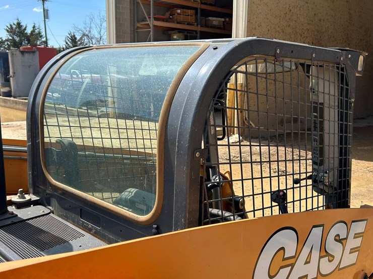 2019-case-tr270-image-38