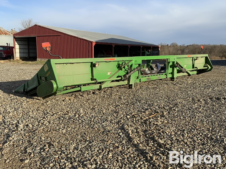 2017-john-deere-a-image-8