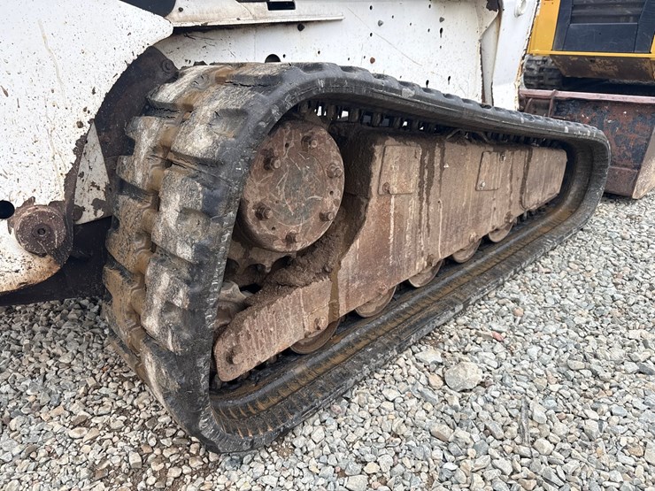 bobcat-t300-image-41