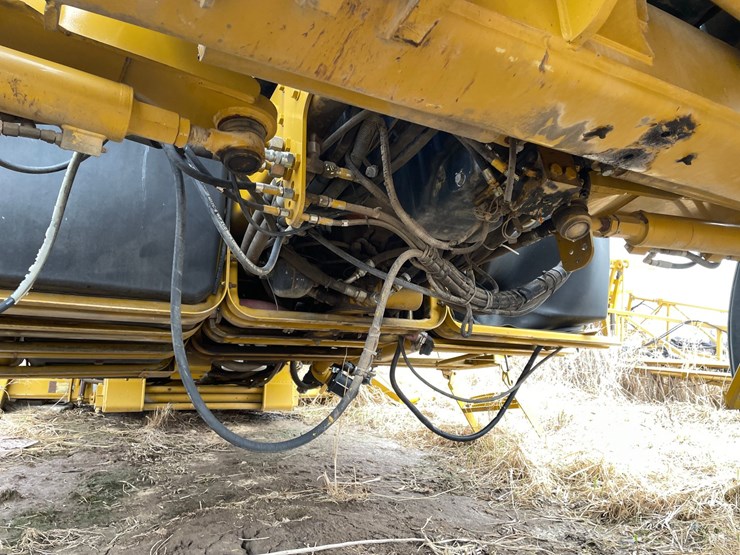 #5515-•-agco-rogator-u1264c-ag-chem-sprayer-image-12