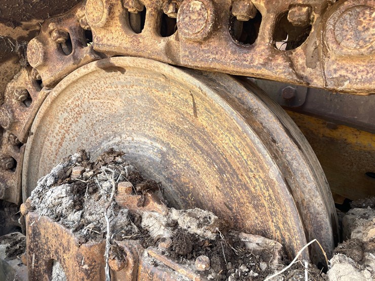 caterpillar-d7-image-15