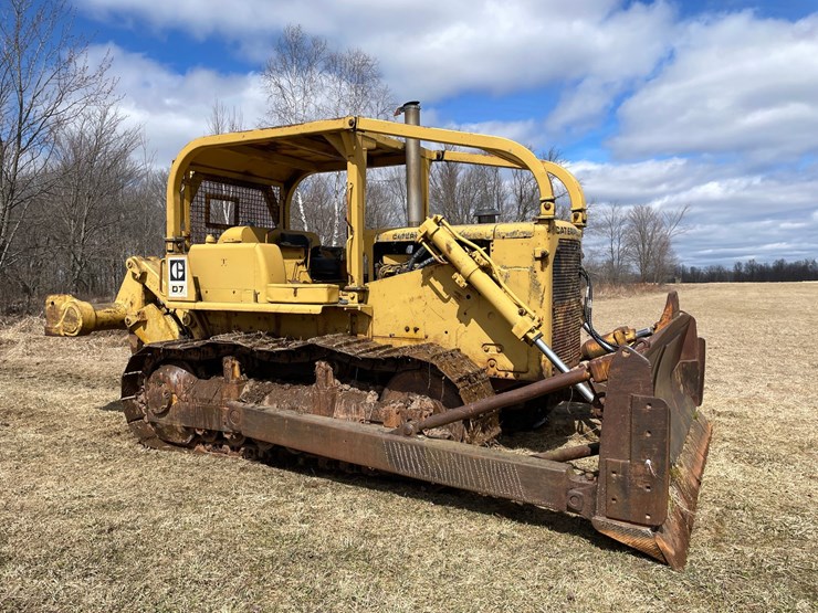 caterpillar-d7-image-3