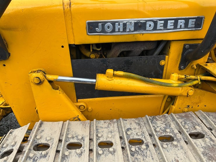 john-deere-350-image-19
