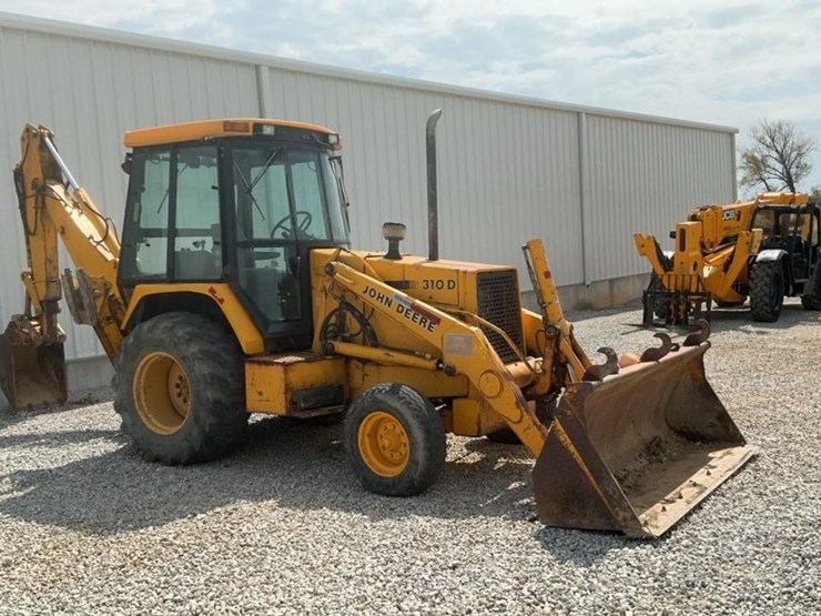 john-deere-310d-image-11