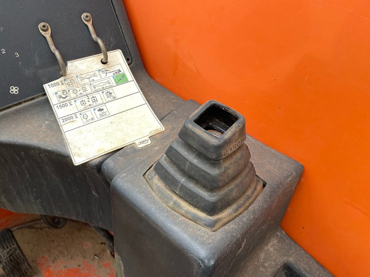 2012-jlg-g6-42a-image-56