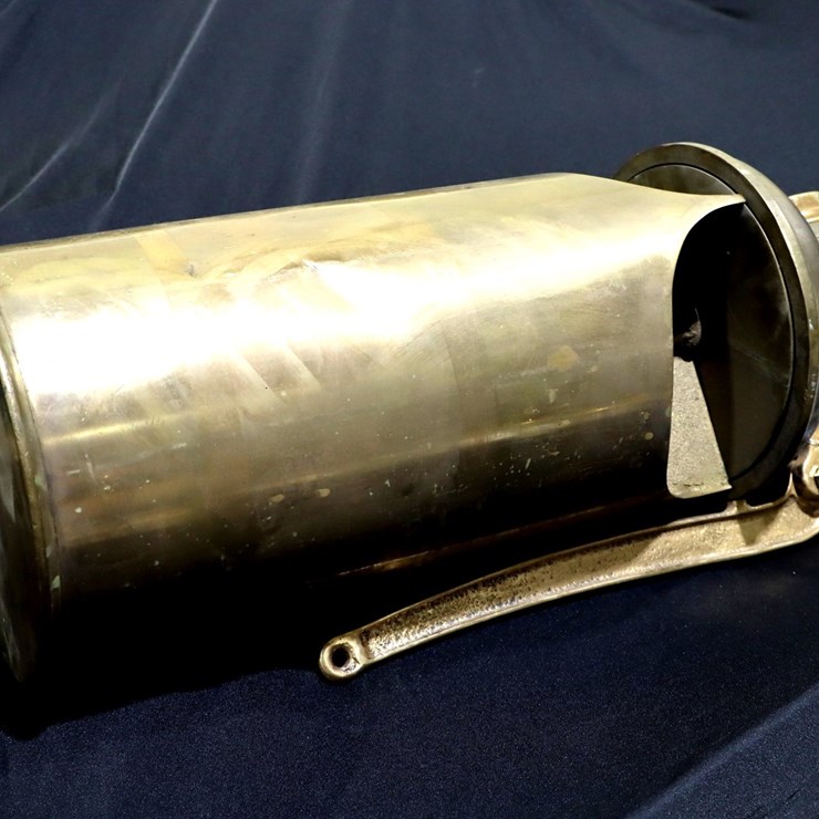 #82 • BRASS LUNKENHEIMER HORN