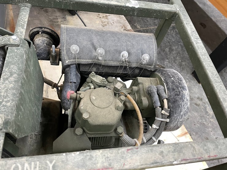 #7547-•-military-diesel-generator-image-8